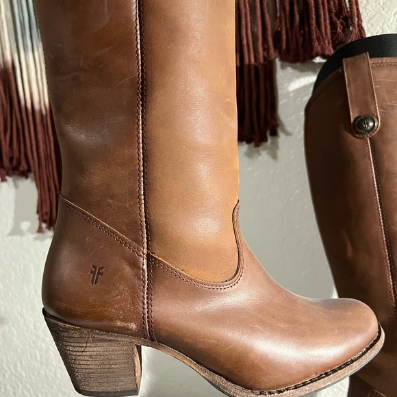 Frye Brown Jackie Button Leather Boots - Picture 7 of 8